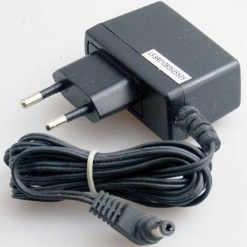 Блок питания D-Link 5V 1.2A 5.5 x 2.1 mm AF0605-E